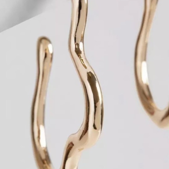 Torrid Gold Wave Earrings - Picture 3 of 4